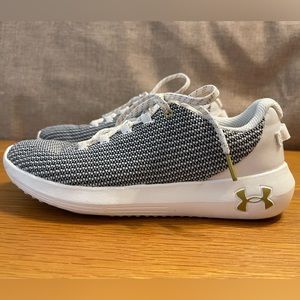Under Armour Womens Running Shoes - Size 8